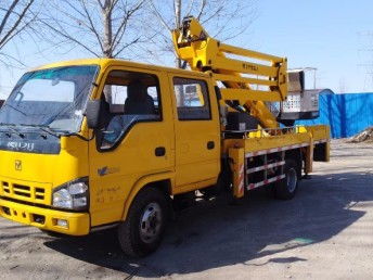 重慶新到20米混合臂高空作業(yè)車及專用車與救護(hù)車介紹